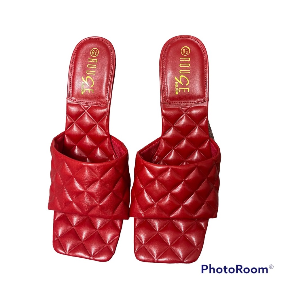 Rouge Helium Red Quilted Padded Faux Leather Square Toe Slip on Heels Size 8.5